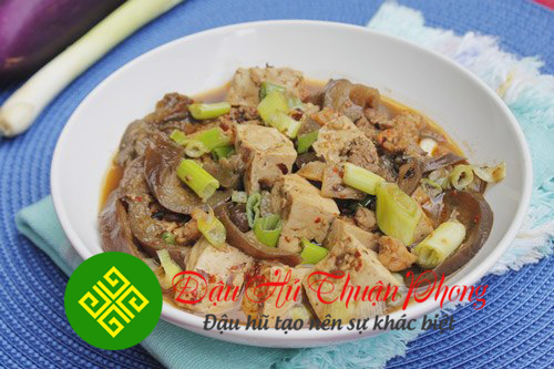 đậu hũ non kho cà tím tương đen